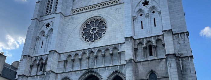 Église Saint-Jacques is one of Pau.