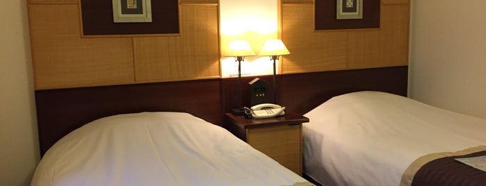 Hotel Monterey Ginza is one of Tempat yang Disukai Mick.