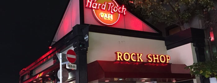 ROCK SHOP is one of Mickさんのお気に入りスポット.