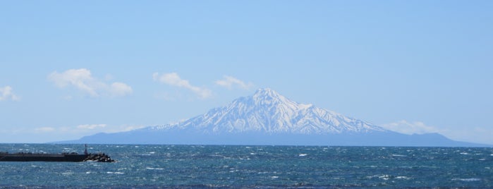 稚内恵山泊漁港公園 is one of Mick : понравившиеся места.