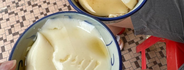 Woong Kee Bean Curd 旺记祖传豆花 is one of Drinks and Desserts.