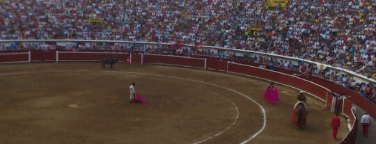 Plaza de toros Canaveralejo is one of Lucasさんのお気に入りスポット.