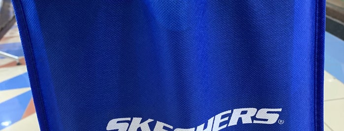 Skechers is one of أحذية.