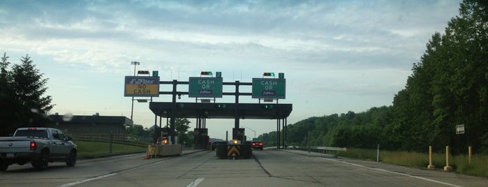 M35 Mainline Toll Plaza is one of Trippin'.
