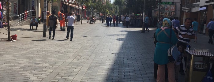 Dörtyol Meydanı is one of สถานที่ที่ Nur ถูกใจ.