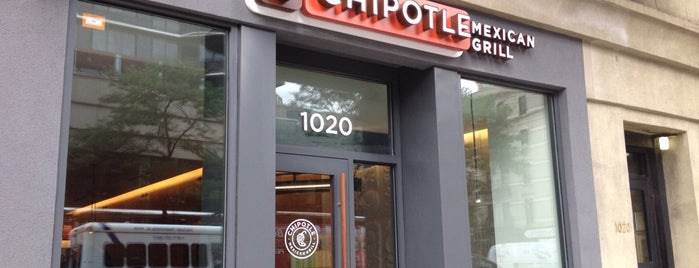 Chipotle Mexican Grill is one of สถานที่ที่ Devonta ถูกใจ.