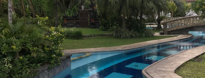 The Graha Cakra Bali Hotel is one of Schwimmbad.