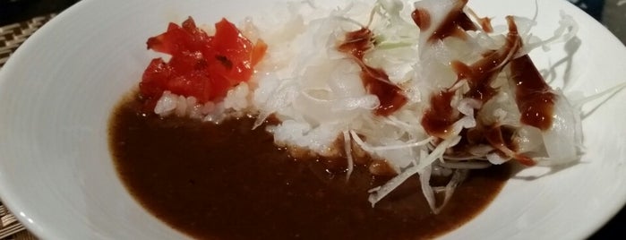 Japanese Cuisine by Omae is one of Lugares favoritos de Veronica.
