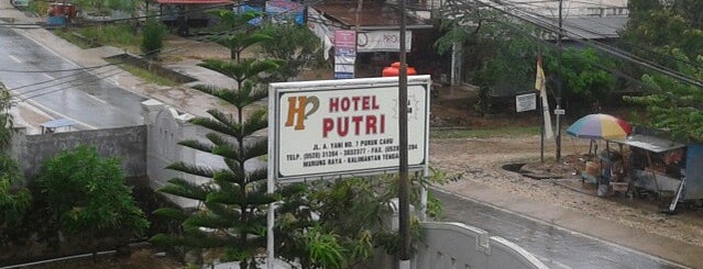Hotel Putri - Puruk Cahu is one of Hotel.