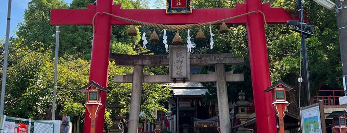 瓢箪山稲荷神社 is one of 神社仏閣.