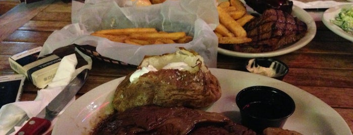 Texas Roadhouse is one of Where to go in Dubai.