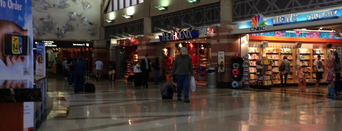 Phoenix Sky Harbor International Airport (PHX) is one of JAMES’s Liked Places.