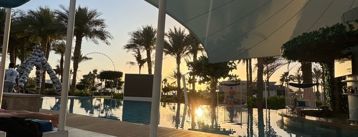 The Ritz-Carlton Dubai is one of ☀️.