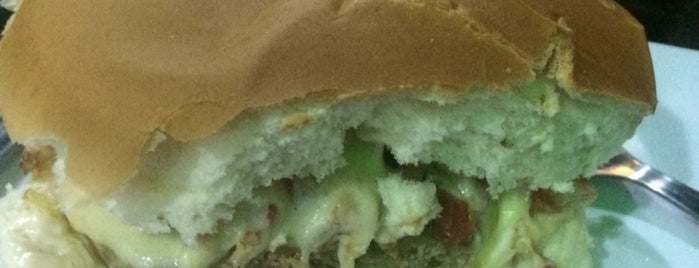 Roger's Burger is one of Favoritos em Diadema.