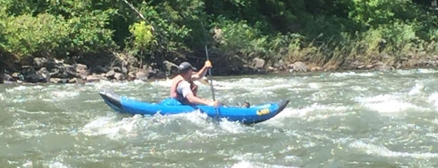 Colorado River is one of Ahmad🌵'ın Kaydettiği Mekanlar.