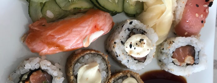 Sushi Nacaza Delivery is one of Sushi in Porto Alegre.
