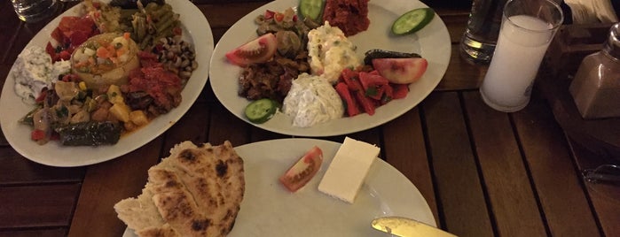 3E Restaurant Inn Pub & Bistro is one of Resul'un Beğendiği Mekanlar.