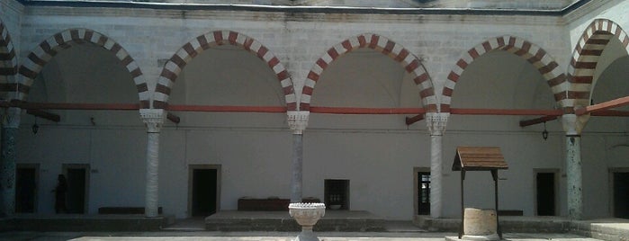 Sultan II. Beyazıt Külliyesi Sağlık Müzesi is one of Edirne Gezisi.