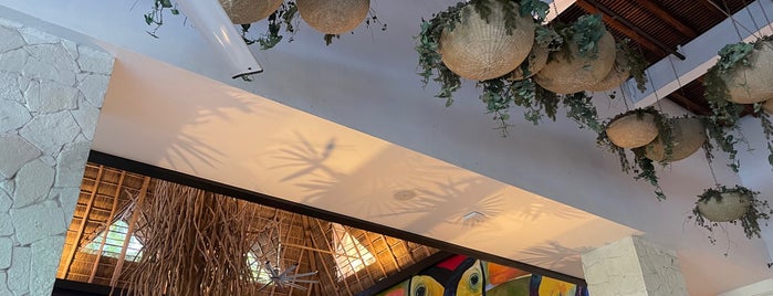 Cafe Del Lago is one of Comida pto vallarta.