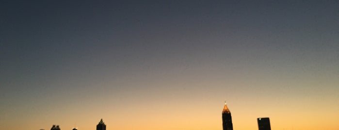 Ponce City Market Rooftop - Skyline Park is one of Locais curtidos por Chester.