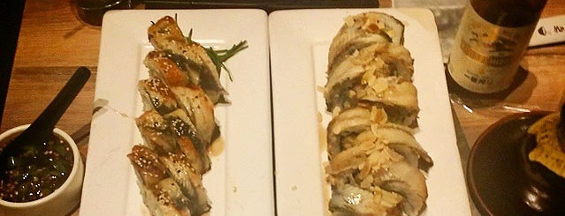 Sushi Roll is one of Tempat yang Disukai Nono.