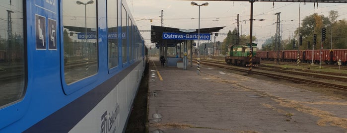 Železniční stanice Ostrava-Bartovice is one of Železniční stanice ČR (M-O).