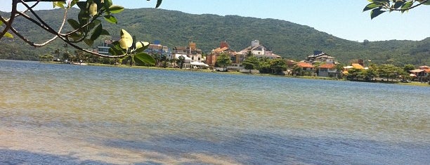 Canto da Lagoa is one of Bairros e Distritos de Florianópolis.