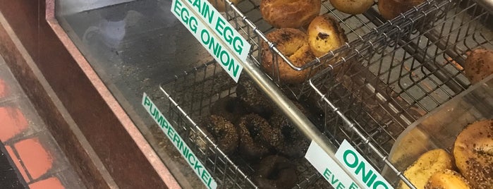 Magic Bagel is one of Malverne Spots.