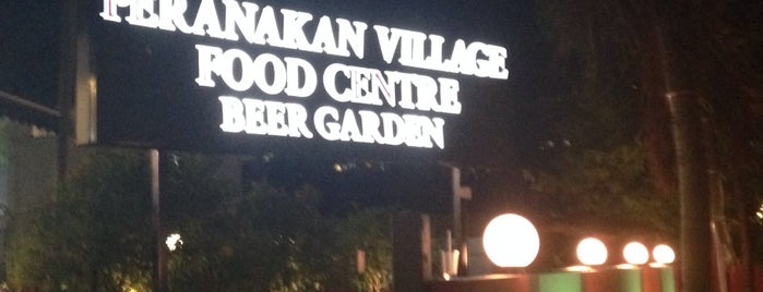 Peranakan Village Food Centre is one of Tempat yang Disimpan James.