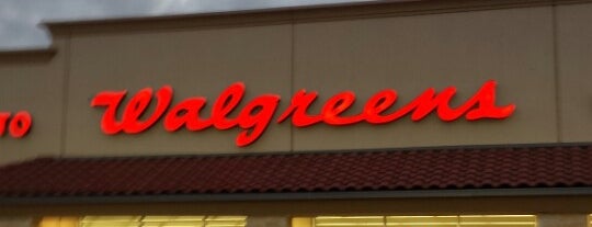 Walgreens is one of Orte, die Pepe gefallen.