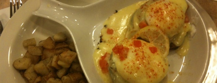 The Egg & I Restaurants is one of Lugares guardados de Cheearra.