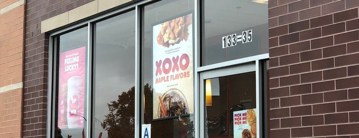 Dunkin' is one of Nicole : понравившиеся места.