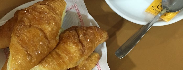 Croissanteria Héctor is one of Aliiさんのお気に入りスポット.