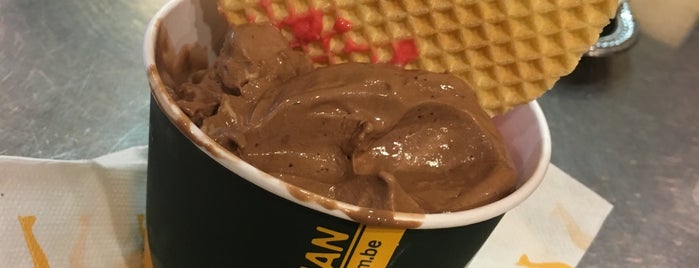 Australian Home Made Ice Cream is one of BELÇİKA.