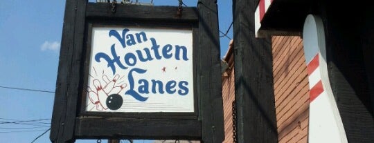 Van Houten Lanes is one of Tempat yang Disukai Lover.