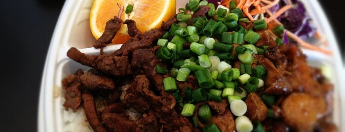 The Flame Broiler is one of Ryanさんのお気に入りスポット.