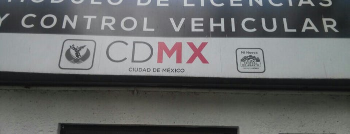 Modulo de Licencias Y Control Vehicular is one of Lugares favoritos de Jennice.