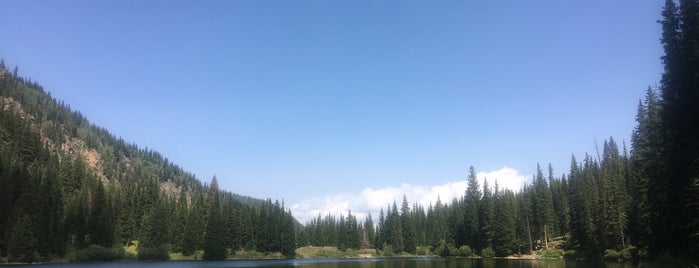 Beaver Creek Lake Trail is one of Tempat yang Disukai Justin.