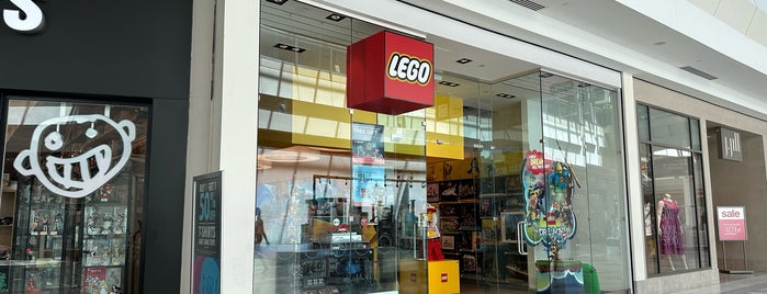 The LEGO Store is one of Places to Go/Try.