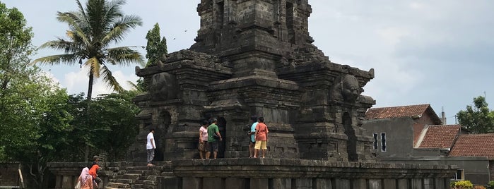 Candi Singosari is one of Year End in Malang.