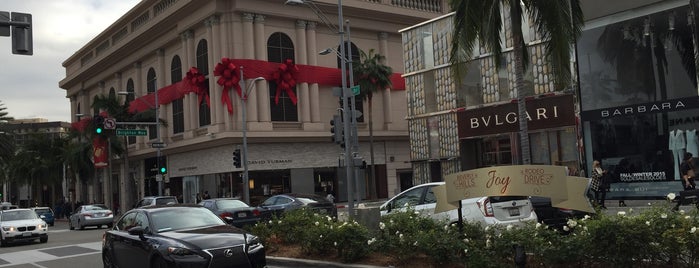 Rodeo Drive is one of Thompson Beverly Hills' Neighborhood Favorites.