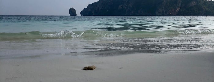 Monkey Beach is one of Thailandia.