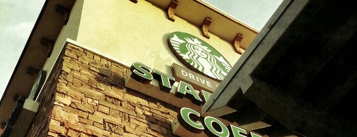 Starbucks is one of Monica'nın Beğendiği Mekanlar.