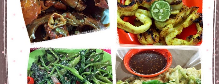 Seafood 48 Nasi Uduk is one of Tempat yang Disukai Arie.