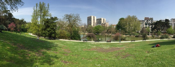 Parc Montsouris is one of Lugares favoritos de Jono.