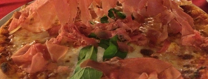 Pizzeria Bella Napoli is one of Jonoさんのお気に入りスポット.