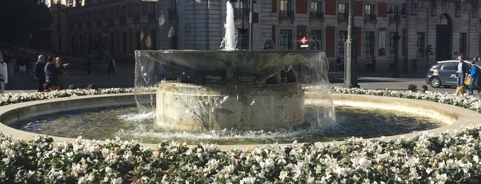 Puerta del Sol is one of Posti che sono piaciuti a Jono.