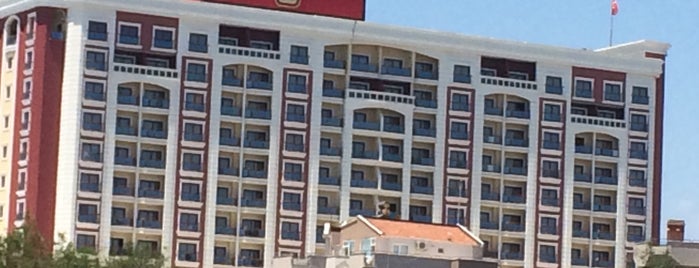 Club Hotel Sera is one of Pelin : понравившиеся места.