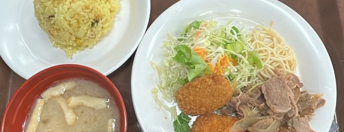 学生食堂 (イチナナ食堂) is one of 昼飯.