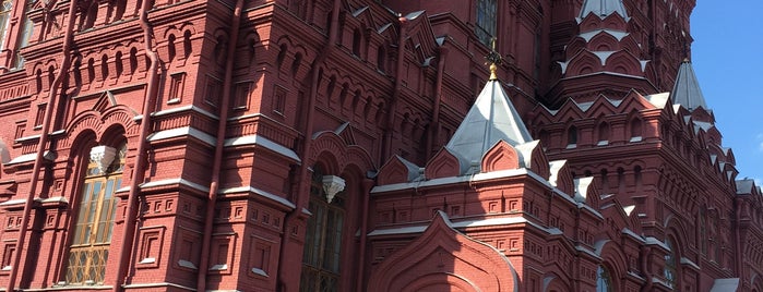 Красная площадь is one of Москва.